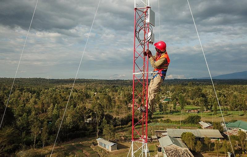 FTTH fiber optic cable installation